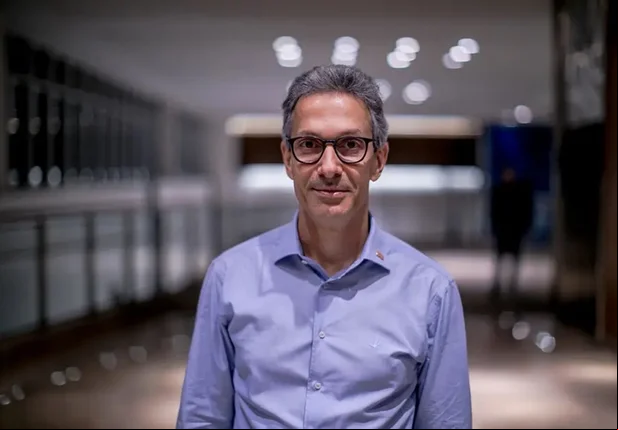 Governador de Minas Gerais, Romeu Zema, manifesta apoio aos familiares e às vítimas da tragédia em Capitólio