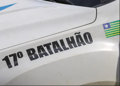 Viatura do 17° Batalhão da Polícia Militar