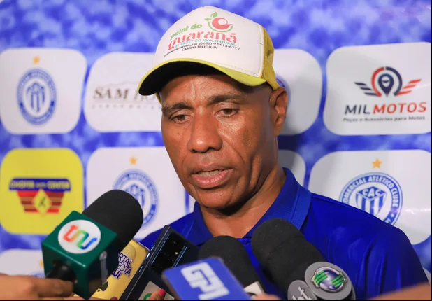 Eduardo Rodrigues, técnico do Comercial