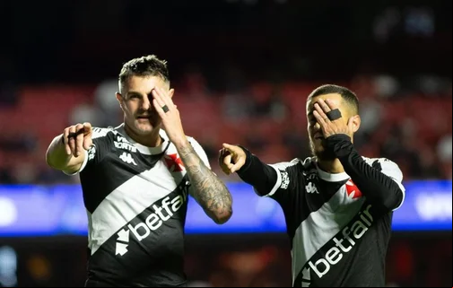 Vasco vence o São Paulo no Morumbi