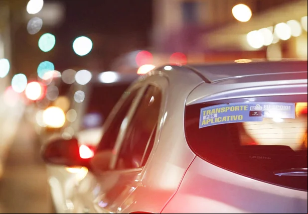 Motoristas realizam ato contra Lei do Uber no Centro de Teresina